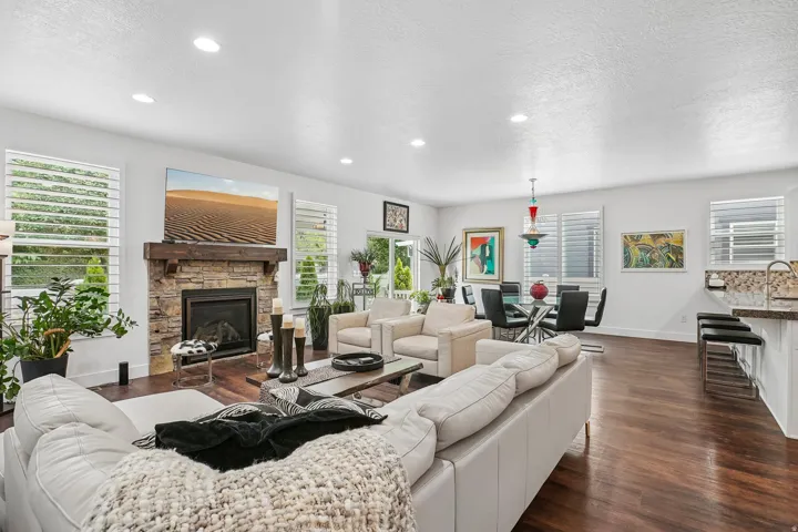 5617 S Dunetree Ln, Holladay, Utah 84121