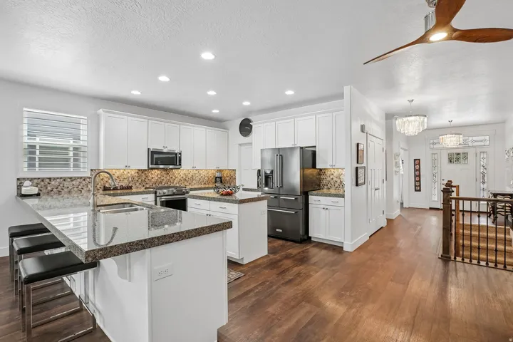5617 S Dunetree Ln, Holladay, Utah 84121