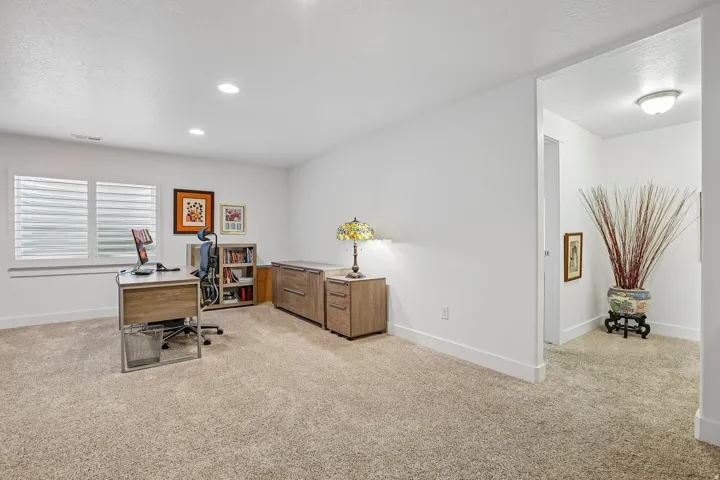 5617 S Dunetree Ln, Holladay, Utah 84121