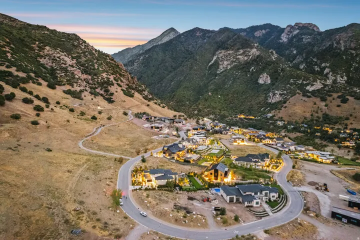 Community nestled among rugged mountains