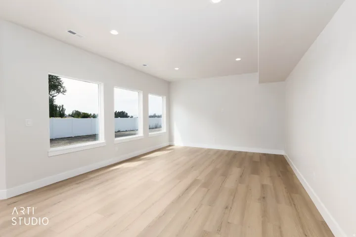 1253 W 2350 S, Perry, Utah 84302