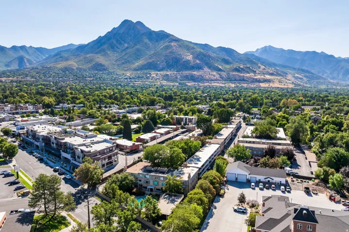 2220 E Murray Holladay Rd #80, Holladay, Utah 84117