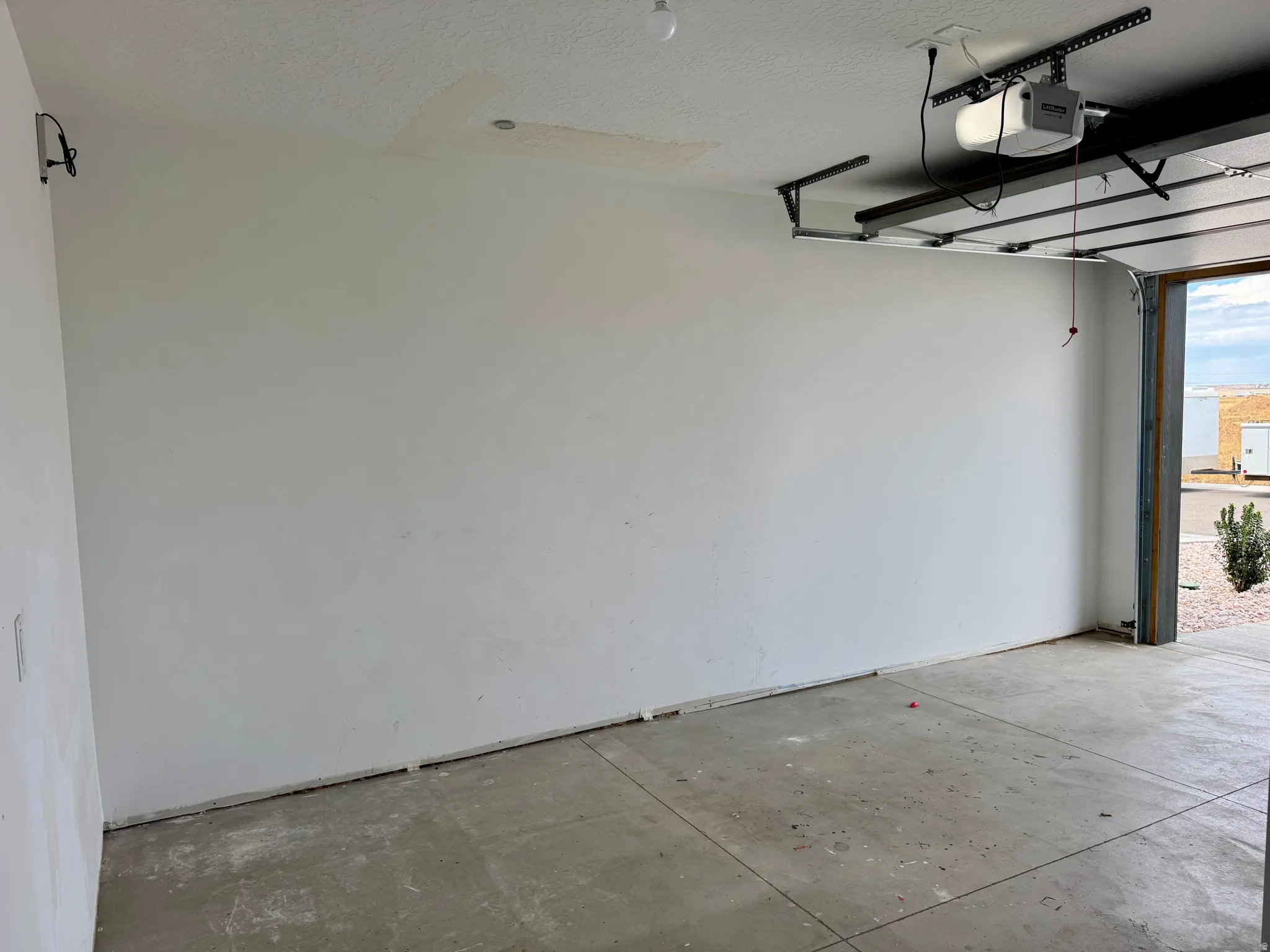 1 car garage