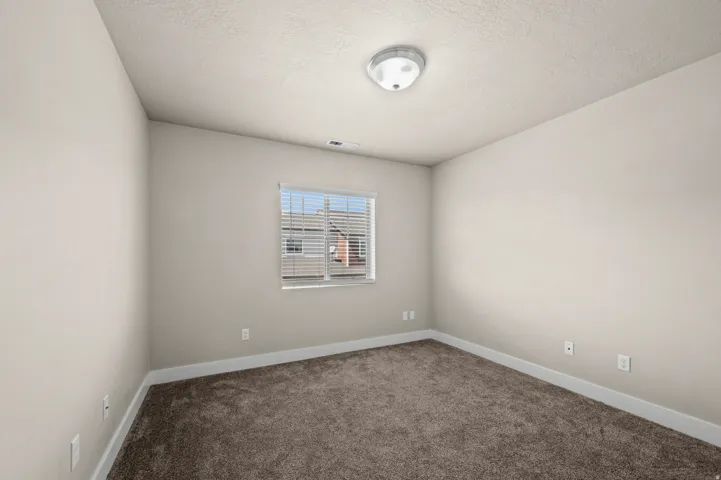 1423 S Mountain View Ct, Woods Cross, Utah 84087