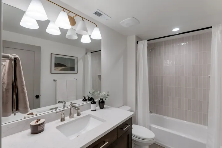 266 N Amber Ln, Layton, Utah 84041