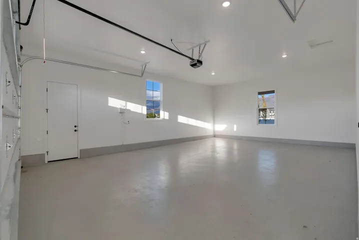 266 N Amber Ln, Layton, Utah 84041