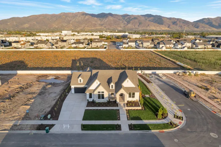 266 N Amber Ln, Layton, Utah 84041