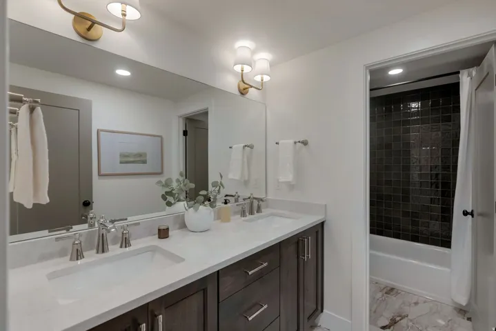 266 N Amber Ln, Layton, Utah 84041