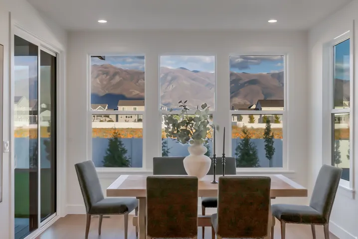 266 N Amber Ln, Layton, Utah 84041