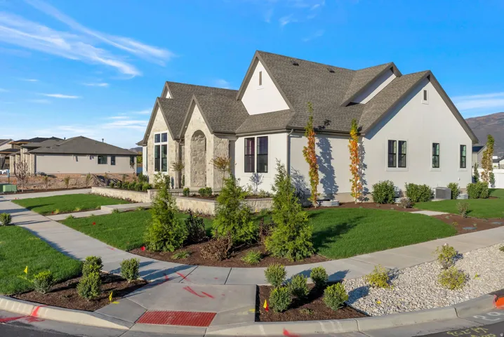 266 N Amber Ln, Layton, Utah 84041