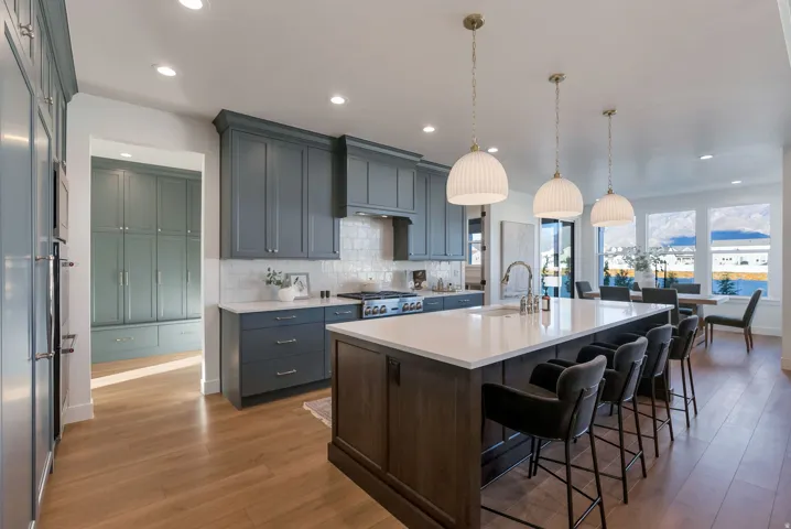 266 N Amber Ln, Layton, Utah 84041