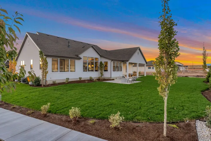 266 N Amber Ln, Layton, Utah 84041