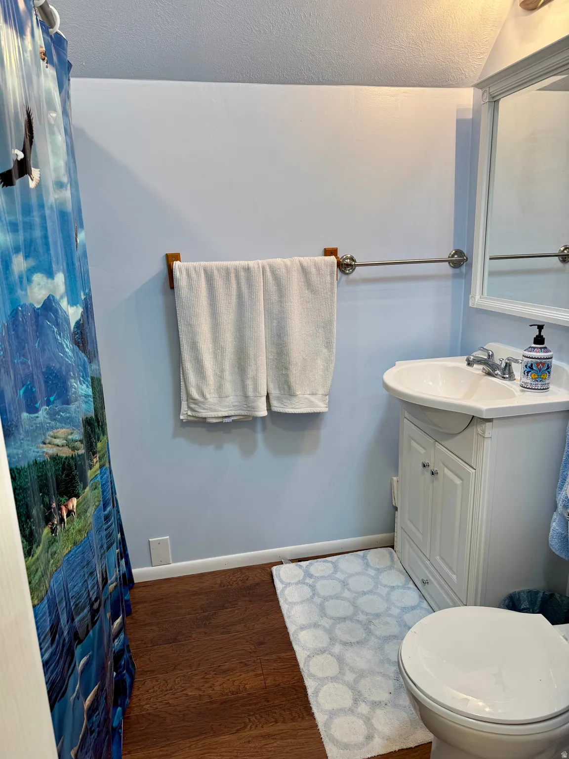 2nd floor full bath