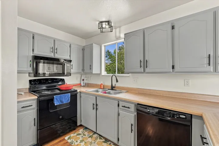 5254 W 4935 S, Kearns, Utah 84118