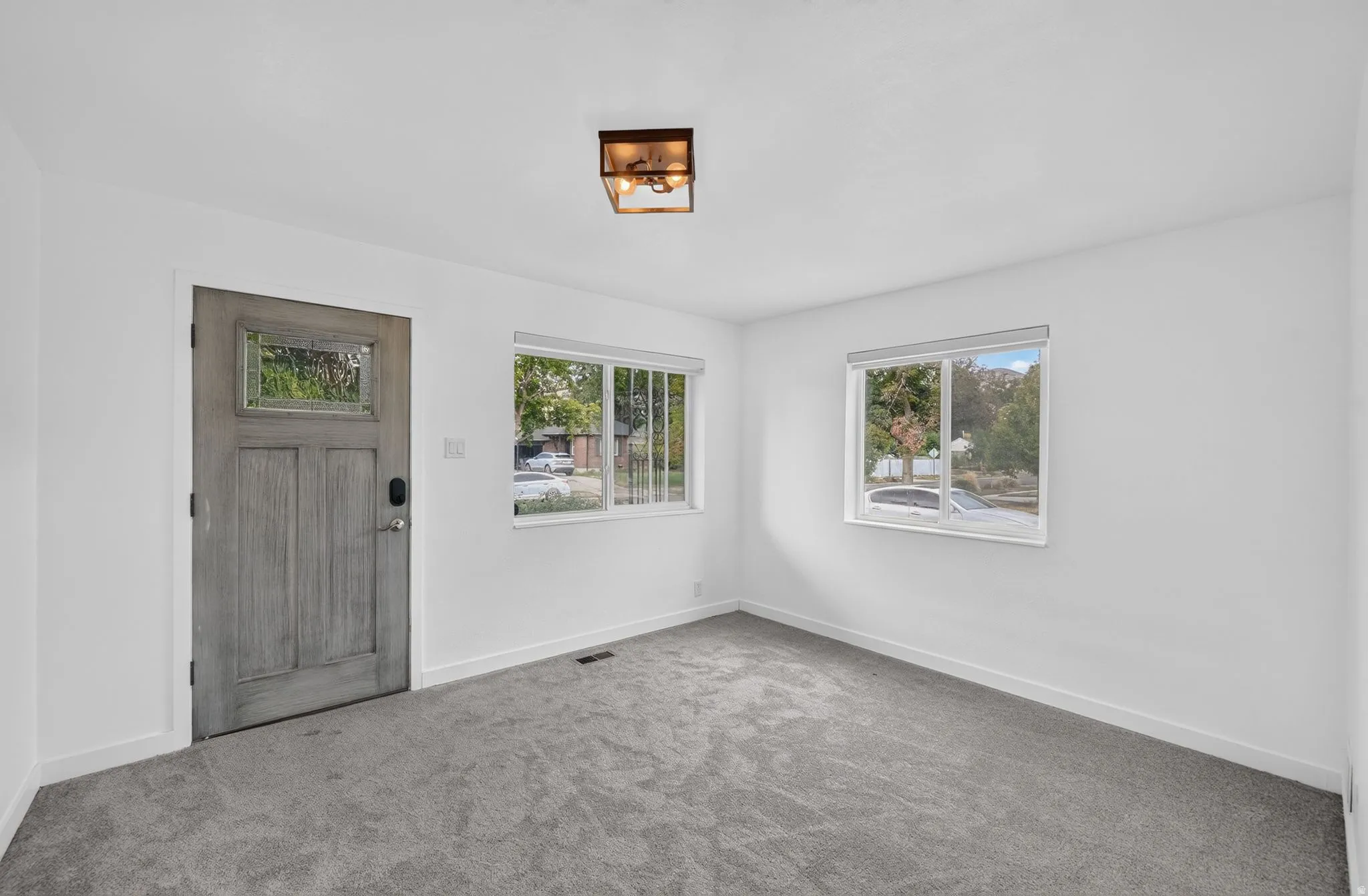 Entry door/front room.