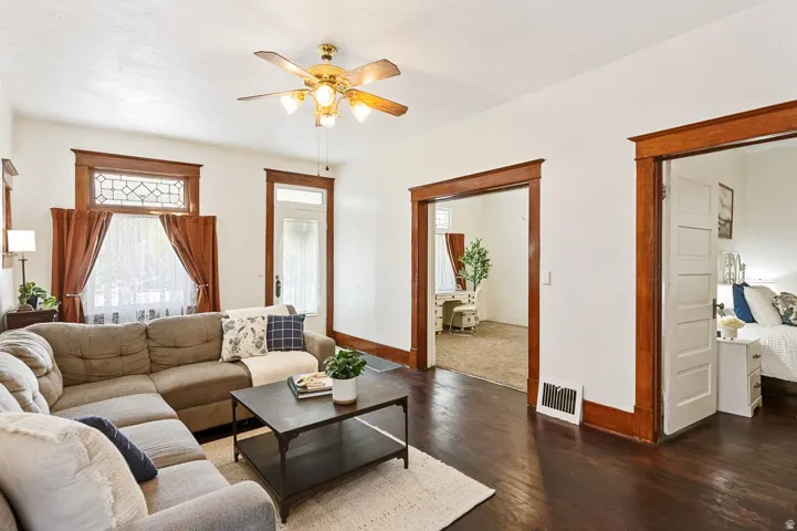 821 S 700 E, Salt Lake City, Utah 84102