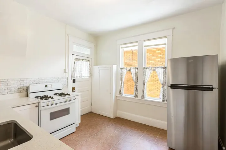 821 S 700 E, Salt Lake City, Utah 84102