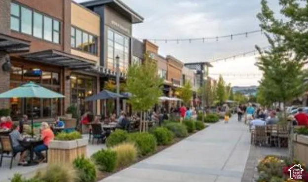 Soda Row - shops, restaurants