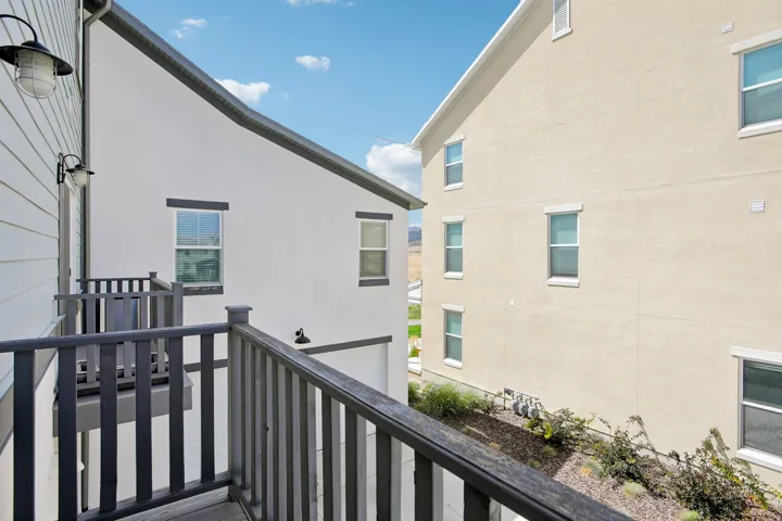 6727 W Skip Rock Rd, South Jordan, Utah 84009