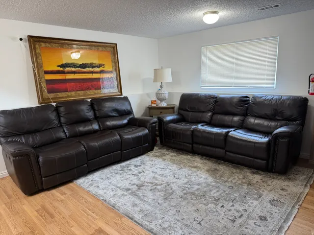 Wood-finish flooring with a textured ceiling