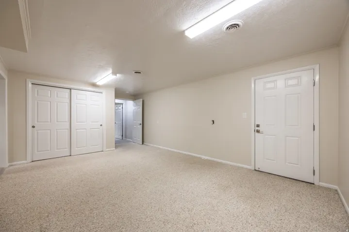 6284 S Jamestown Cir, Murray, Utah 84121