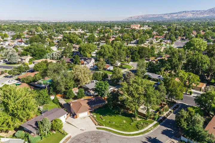 6284 S Jamestown Cir, Murray, Utah 84121