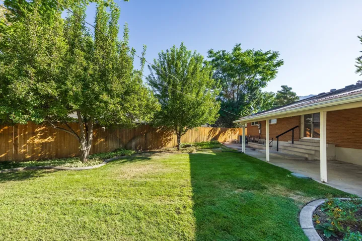 6284 S Jamestown Cir, Murray, Utah 84121