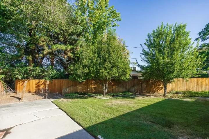 6284 S Jamestown Cir, Murray, Utah 84121