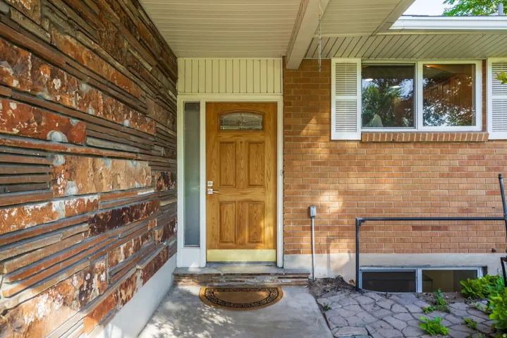 6284 S Jamestown Cir, Murray, Utah 84121