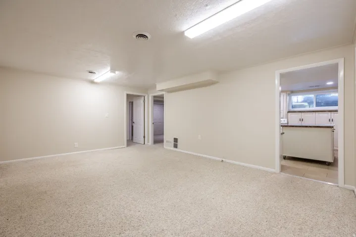 6284 S Jamestown Cir, Murray, Utah 84121