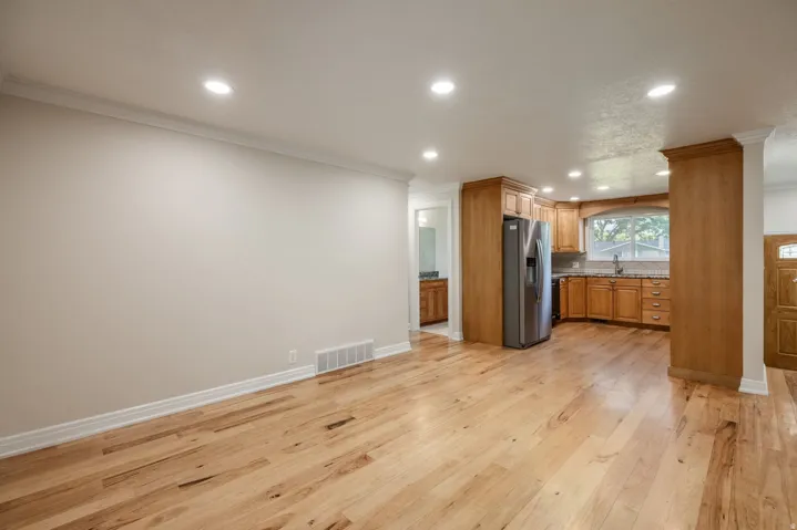 6284 S Jamestown Cir, Murray, Utah 84121