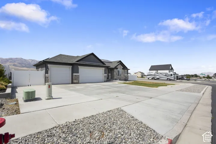 6 Maraschino Ln, Grantsville, Utah 84029