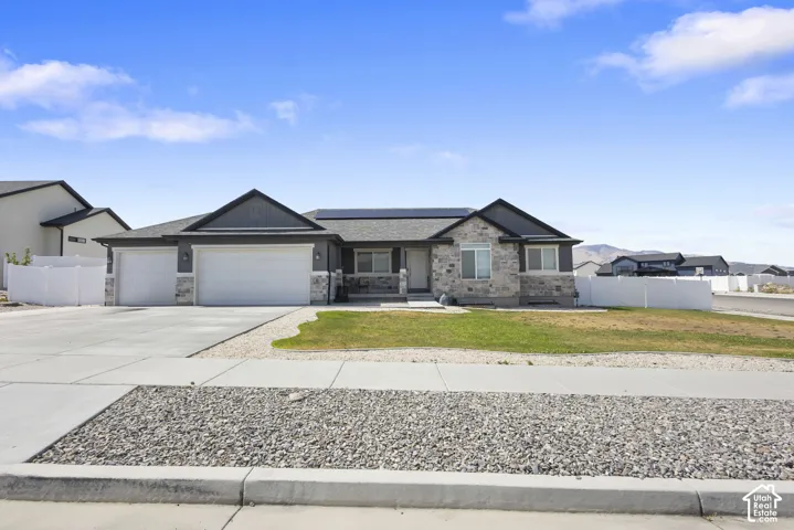 6 Maraschino Ln, Grantsville, Utah 84029