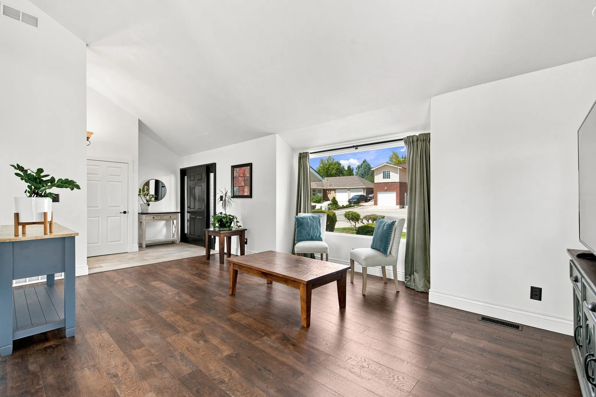 Family room with vaulted ceilings