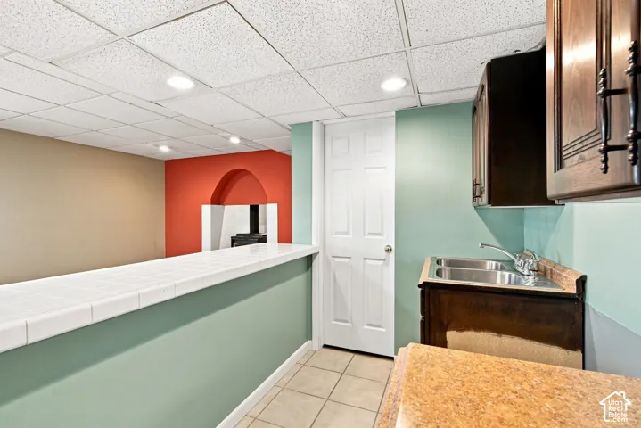 Wet bar