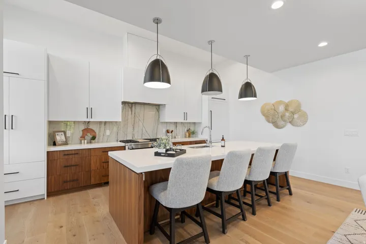 664 N East Capitol St, Salt Lake City, Utah 84103