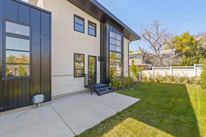 664 N East Capitol St, Salt Lake City, Utah 84103