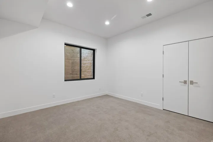 664 N East Capitol St, Salt Lake City, Utah 84103