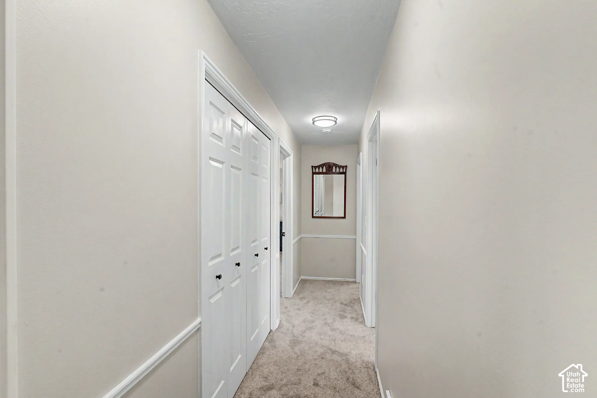 Level 3 halway to Maste bedroom and upper 2 bedrooms