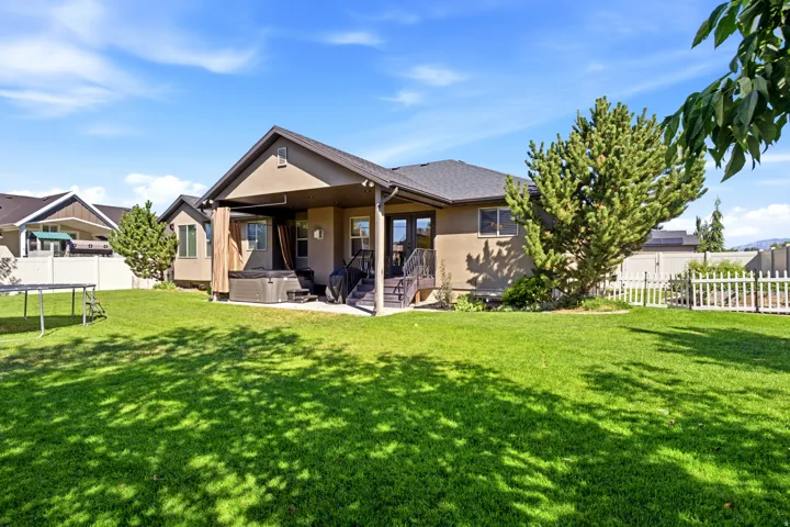 1411 W 2400 N, Clinton, Utah 84015