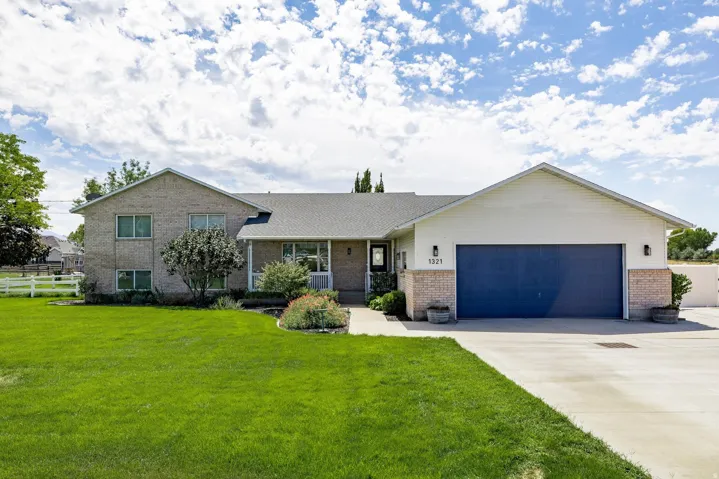1321 W 700 S, Marriott Slaterville, Utah 84404