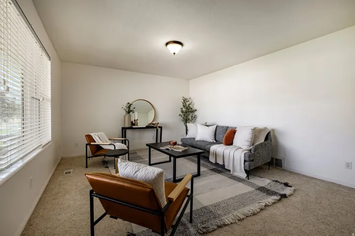 1321 W 700 S, Marriott Slaterville, Utah 84404