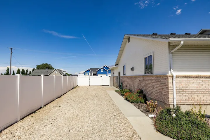 1321 W 700 S, Marriott Slaterville, Utah 84404