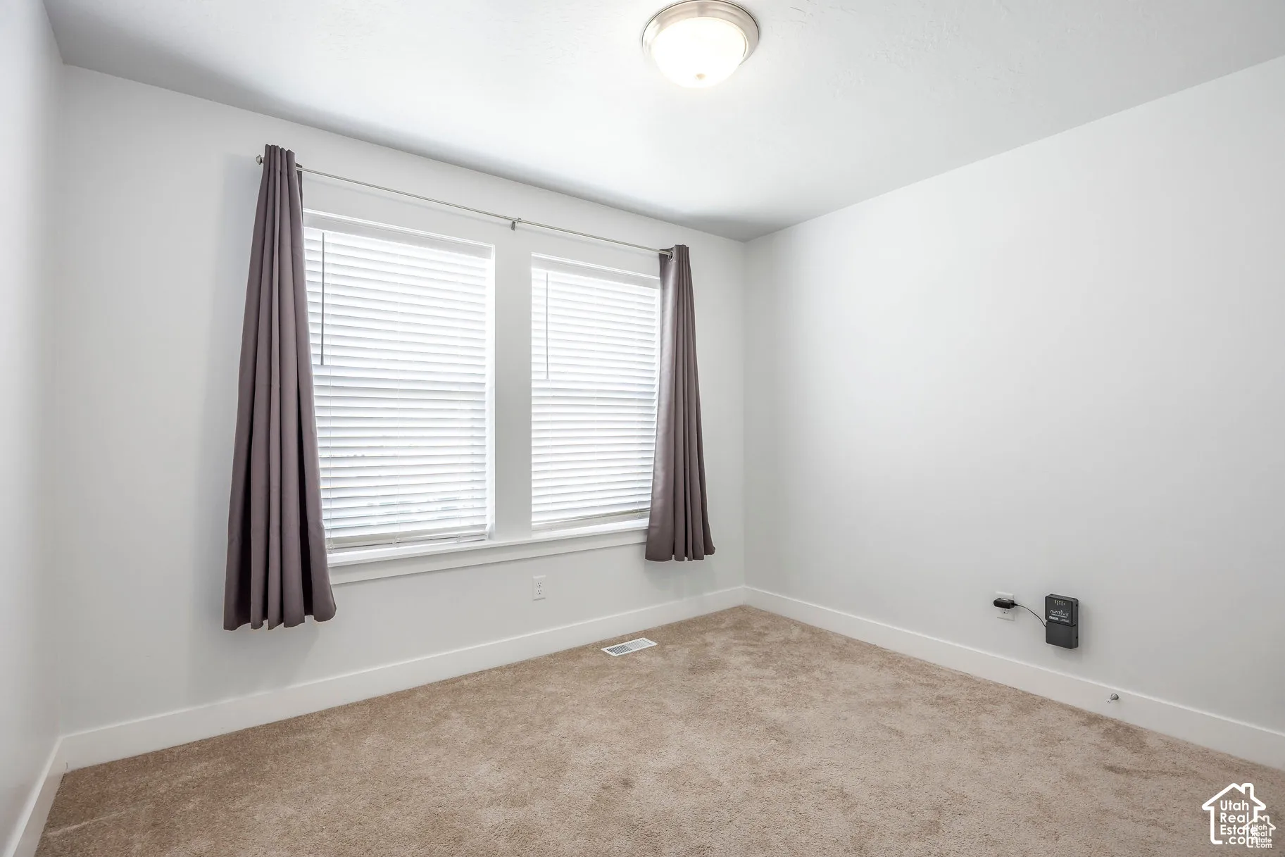 Neutral-toned carpet flooring