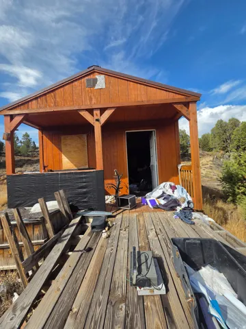 Small off grid cabin/shed