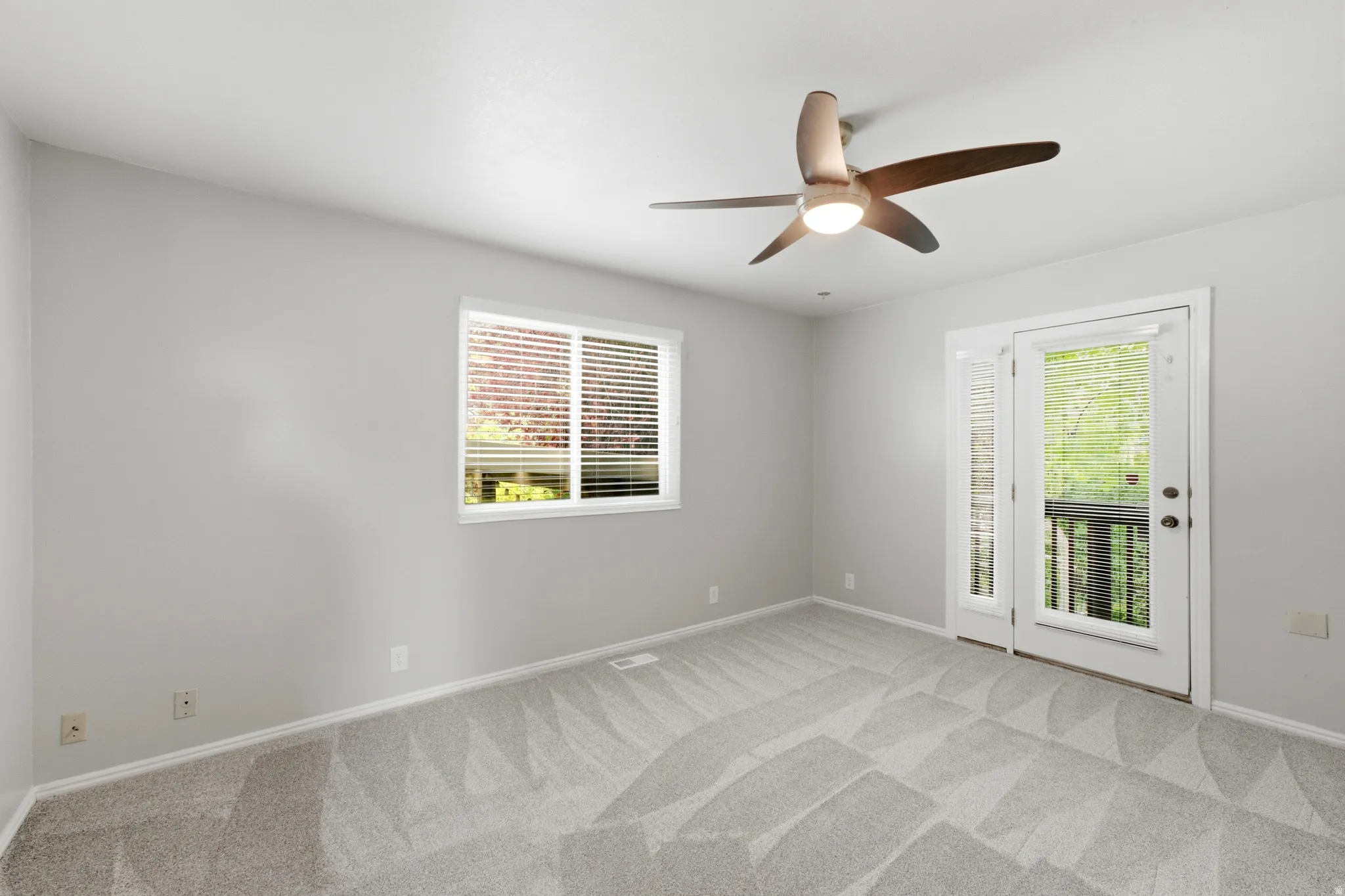 Light gray carpeting with patterned details