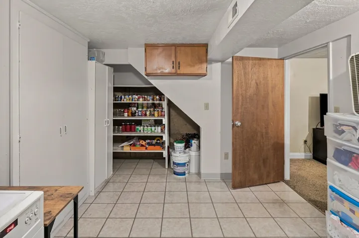 Laundry Room with storage