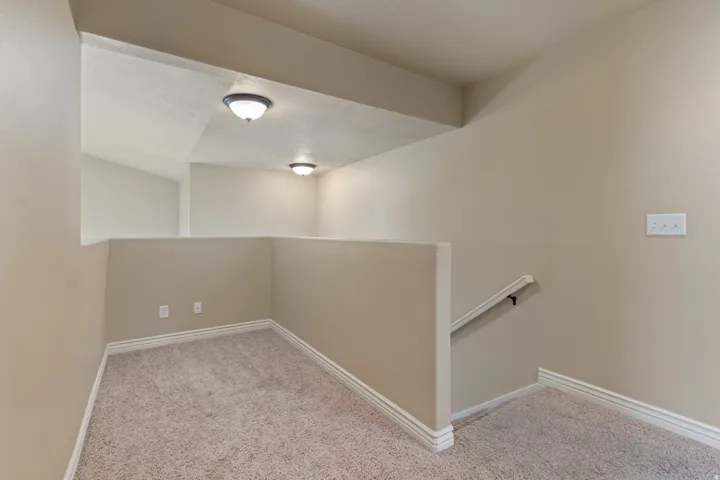 Alcove Loft for small Play Area, Library, Office, or whatever you fancy.