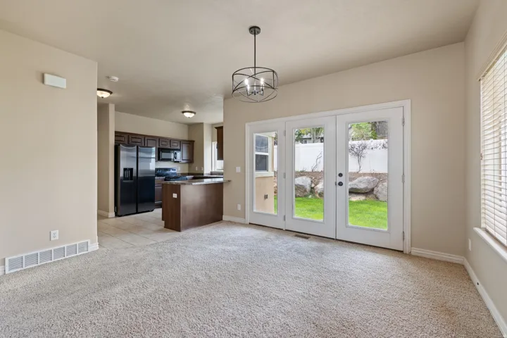 Breakfast Bar leads to Kitchen.