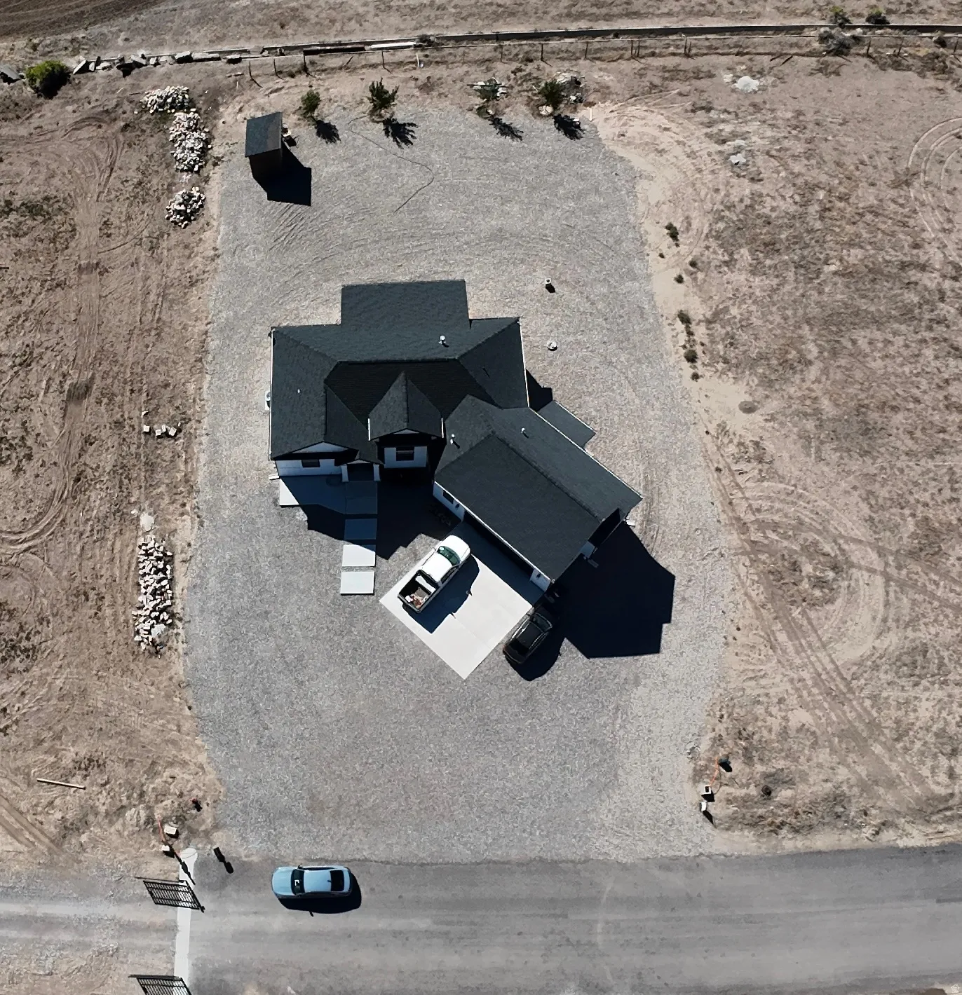Gravel driveway with extensive surface area